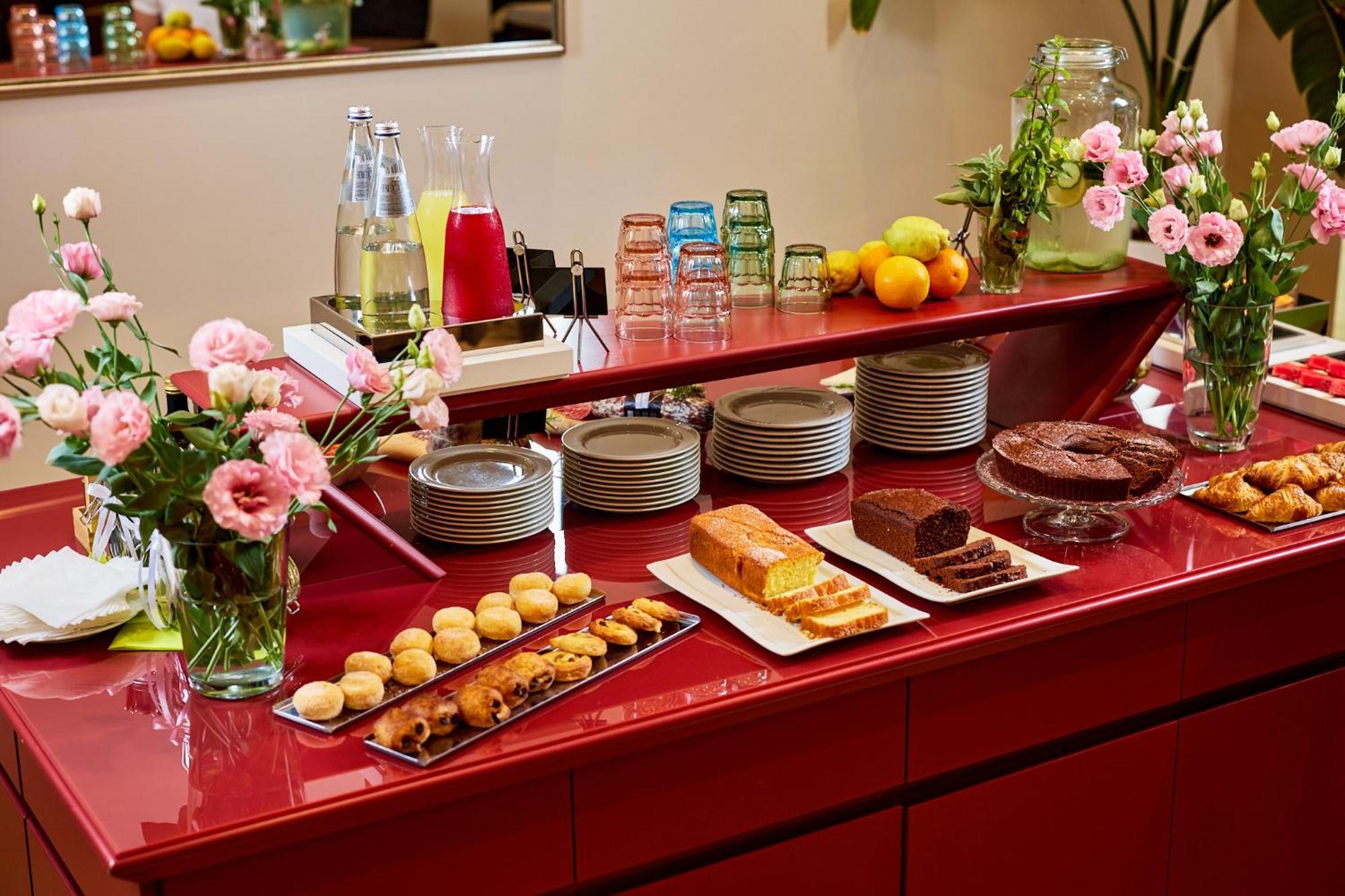 Hotel Crystal มารินา ดิ เปียตราซันตา ภายนอก รูปภาพ
